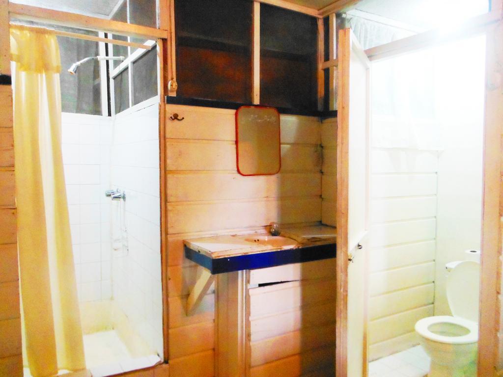 Hotel Y Restaurante Backpackers Ріо-Дульсе Номер фото
