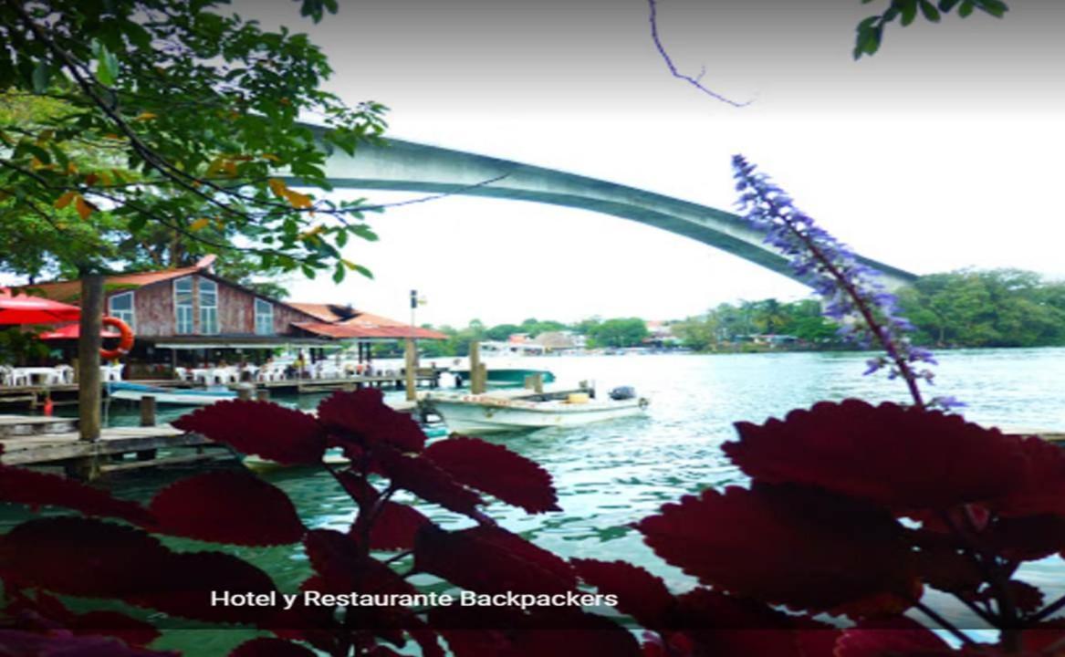 Hotel Y Restaurante Backpackers Ріо-Дульсе Екстер'єр фото